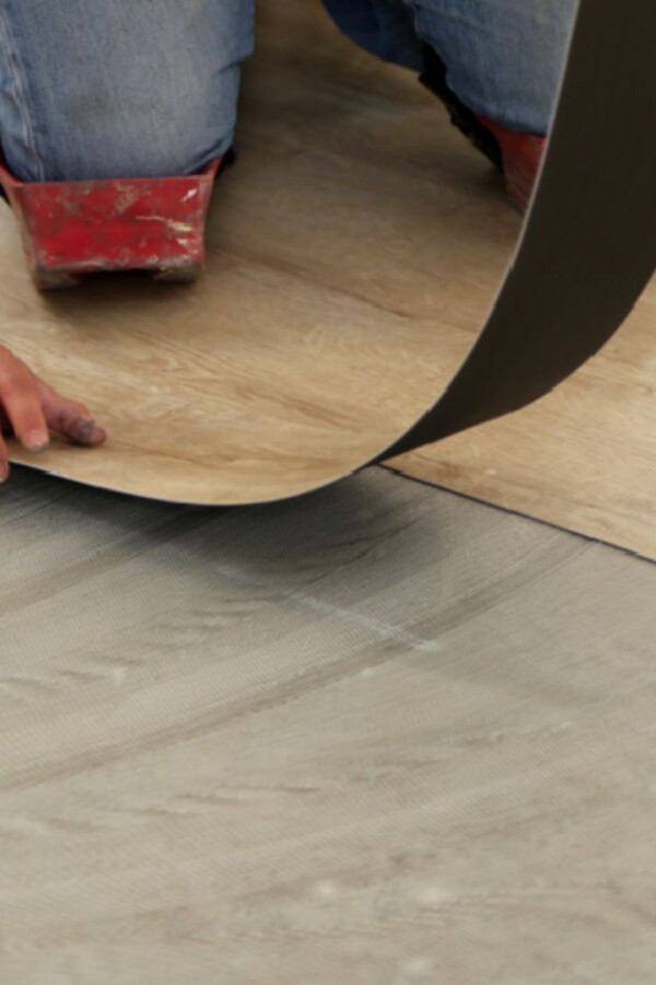 Piso vinílico LVT 6087 Piso vinílico LVT 6087