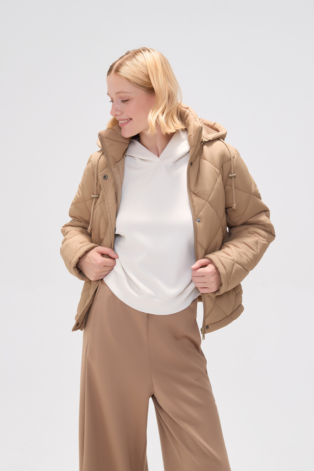 Campera Pernas Beige