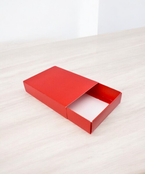 Caja eco 13 tipo caja fosforo 10x14x3 cm. ROJO
