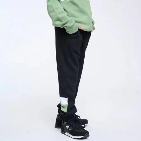 Pantalón Umbro Sunset Niño Negro Verde Blanco S/C