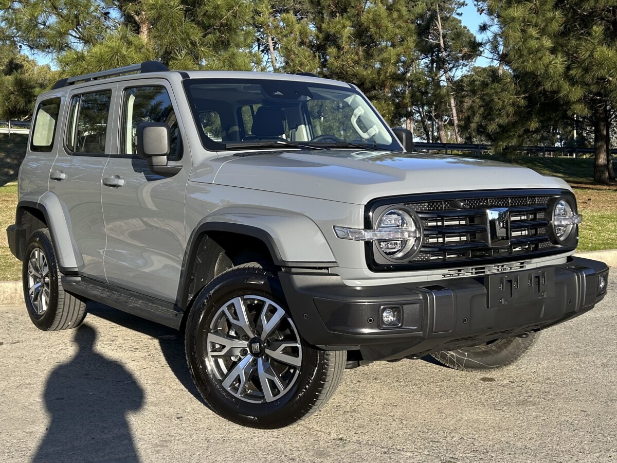 GWM Tank 300 HEV 2.0 2026 0KM | Permuta / Financia GWM Tank 300 HEV 2.0 2026 0KM | Permuta / Financia