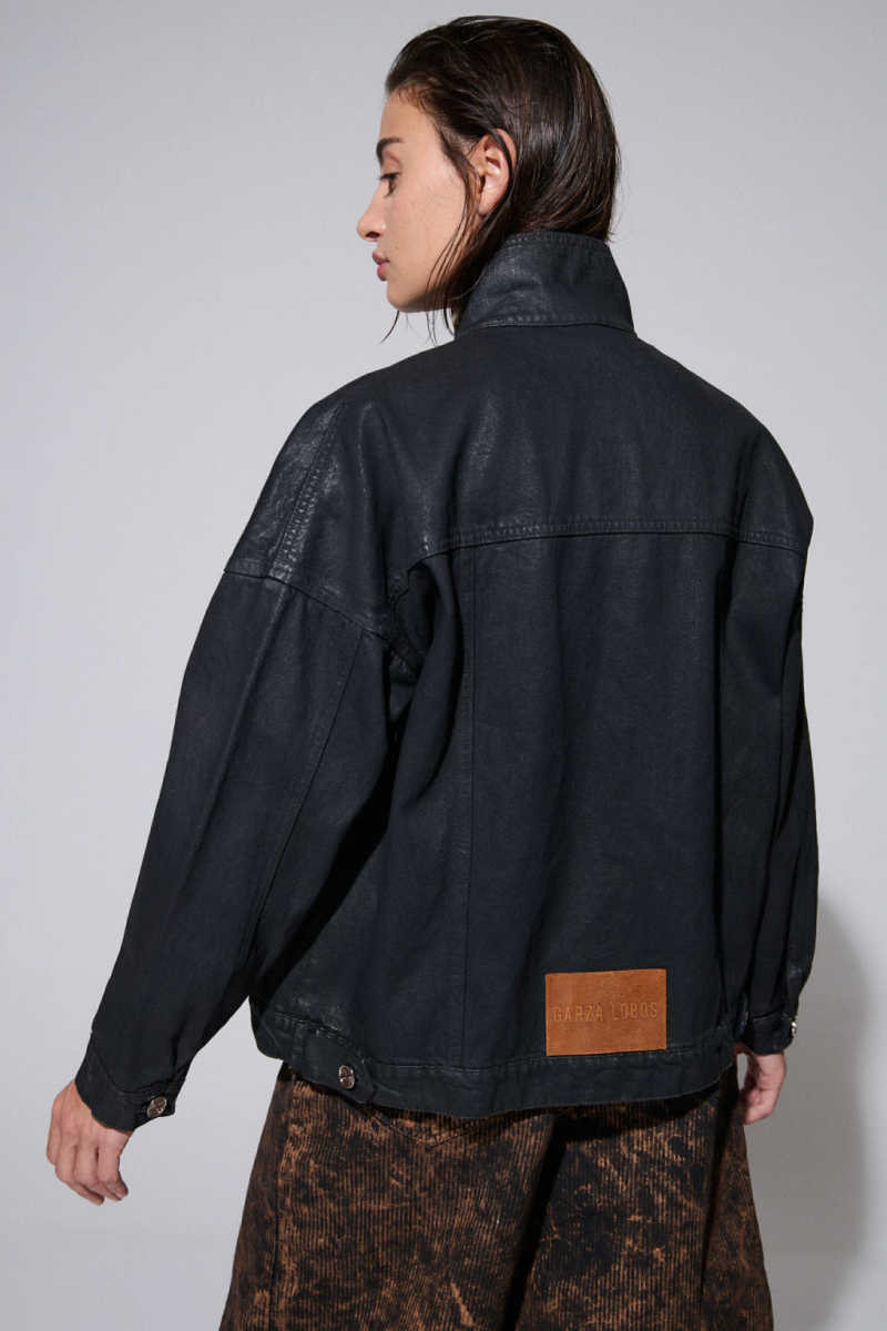 CAMPERA OVER CAIMAN Negro
