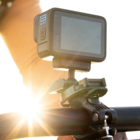 Soporte Con Articulación Esférica y Cierre Magnético GoPro Aemag-002\n 001