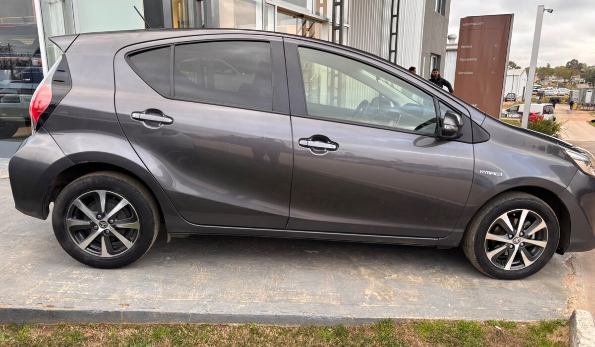 Toyota Prius C Hybrid - 2018 Toyota Prius C Hybrid - 2018