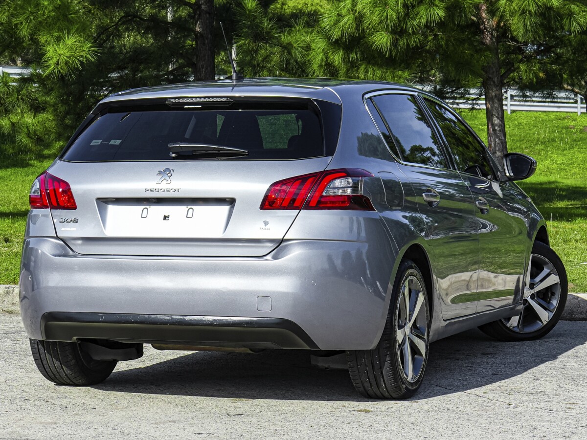 Peugeot 308 Full Con Ficha Oficial 1.6 | Permuta / Financia Peugeot 308 Full Con Ficha Oficial 1.6 | Permuta / Financia