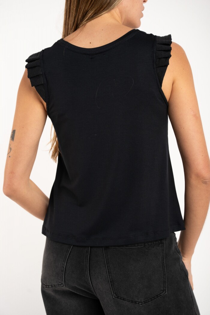 Remera Negro