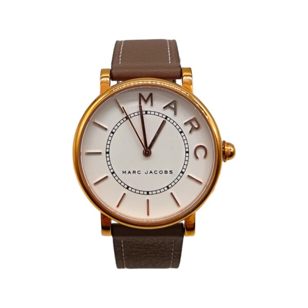 MARC JACOBS MJ1533 doradouniforme