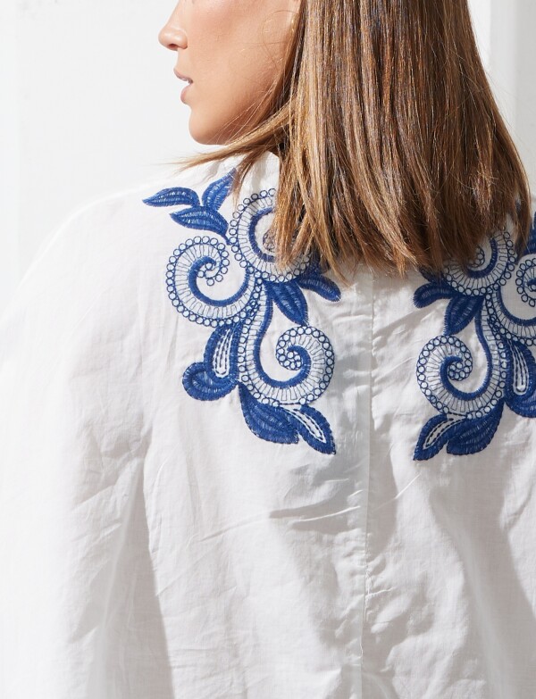 Blusa Bordada BLANCO/AZUL