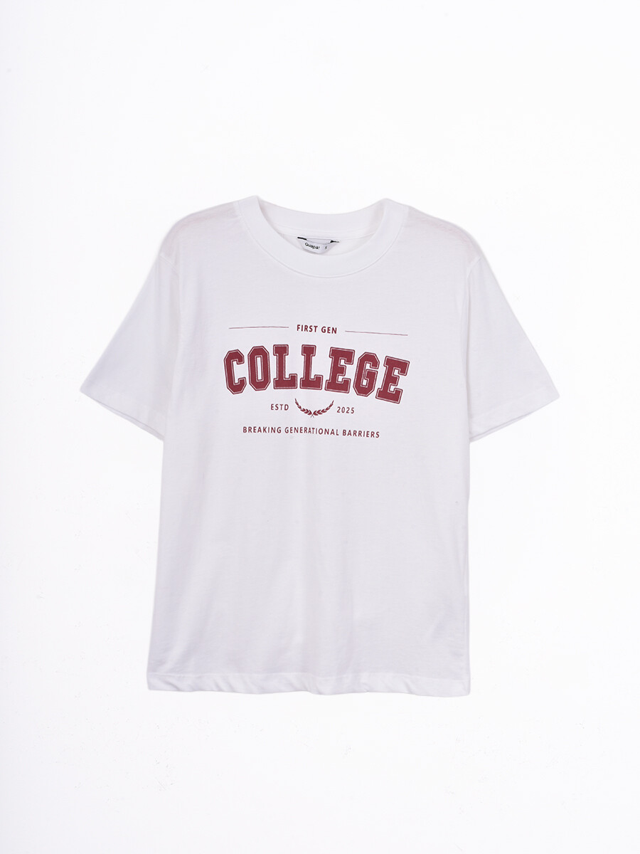 REMERA DENA COLLEGE - VARIANTE 1 