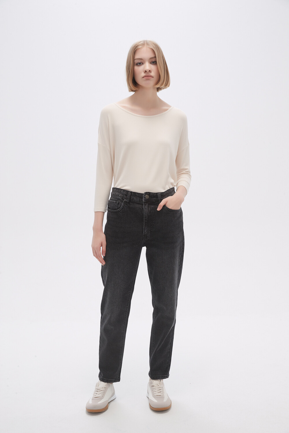 Pantalon Jeaniu Gris Oscuro