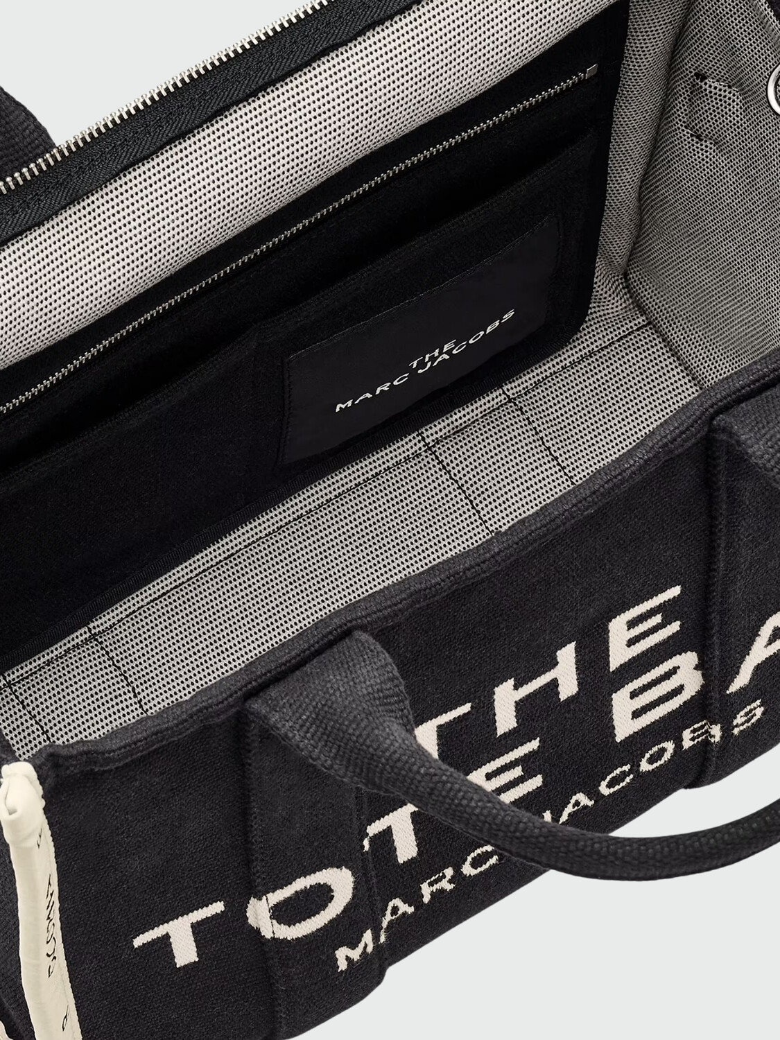 MARC JACOBS - THE MEDIUM TOTE 001