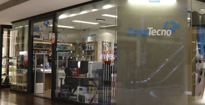 ZonaTecno avanza en su expansión y construye una nueva tienda en Montevideo Shopping