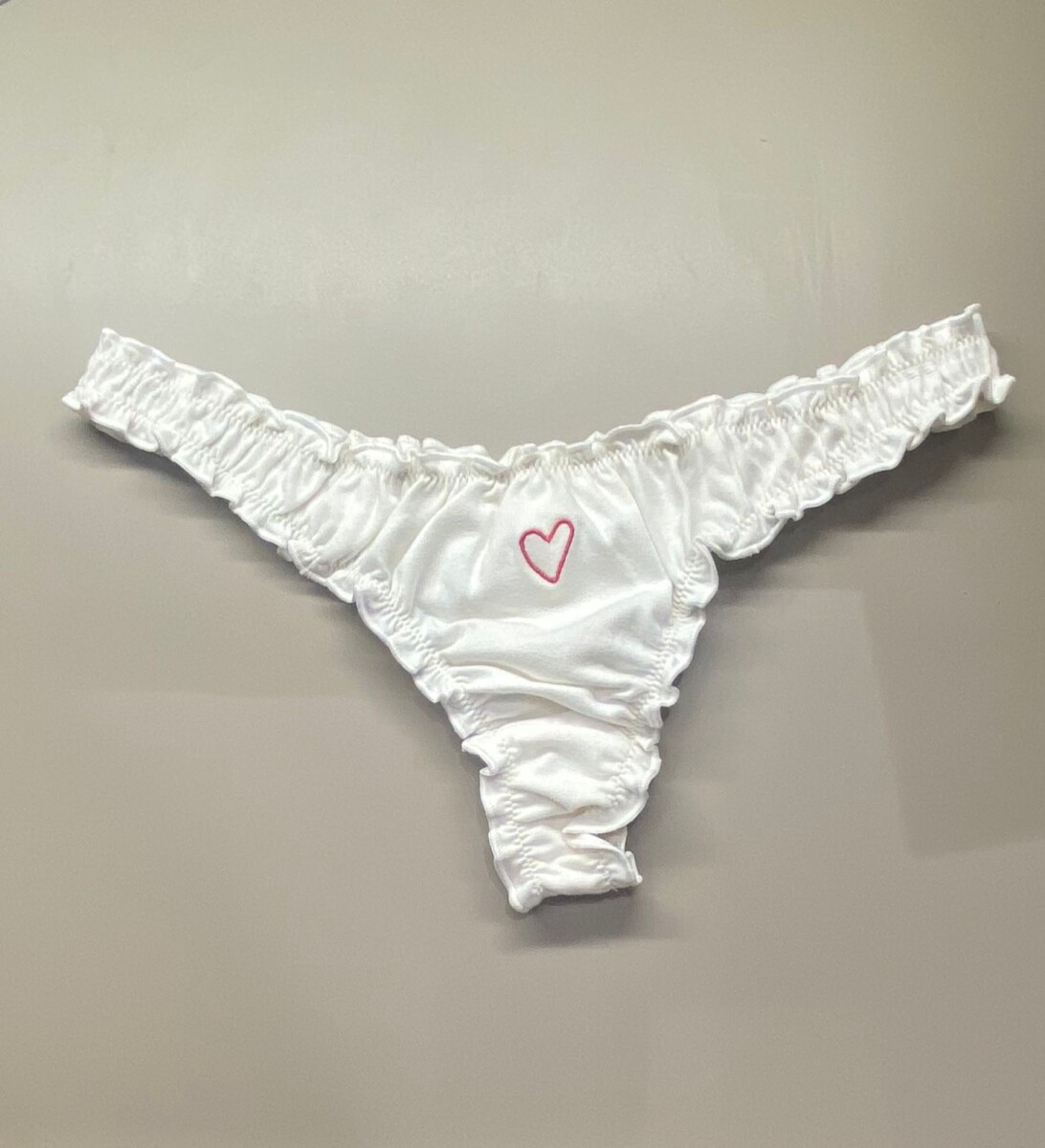 Pantie Cata Less - Bordada - Crema 