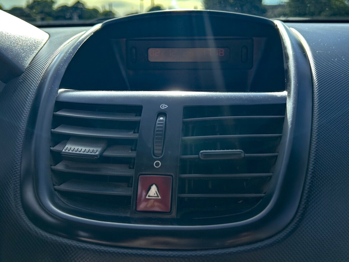 Peugeot 207 Extra Full EXCELENTE ESTADO! |Permuta / Financia Peugeot 207 Extra Full EXCELENTE ESTADO! |Permuta / Financia