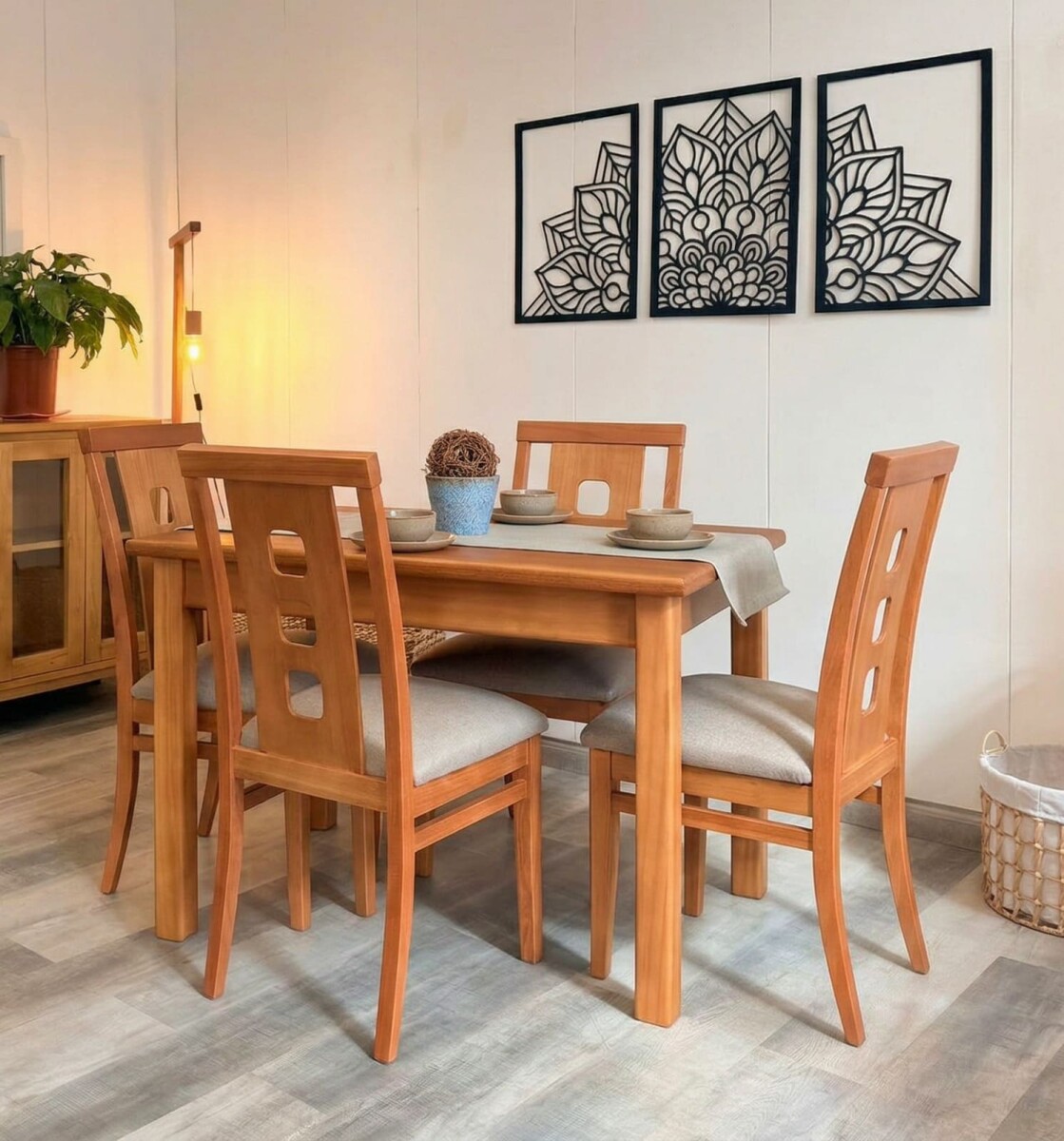 Juego de Comedor Volados con 4 sillas Tablero 