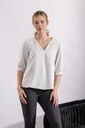 Blusa con Solapa. Blusa con Solapa.