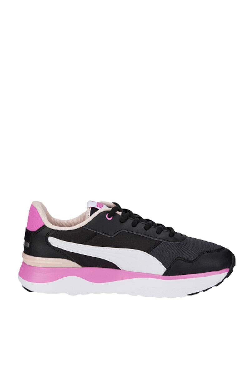 CALZADO DEPORTIVO PUMA R78 VOYAGE Fuxia