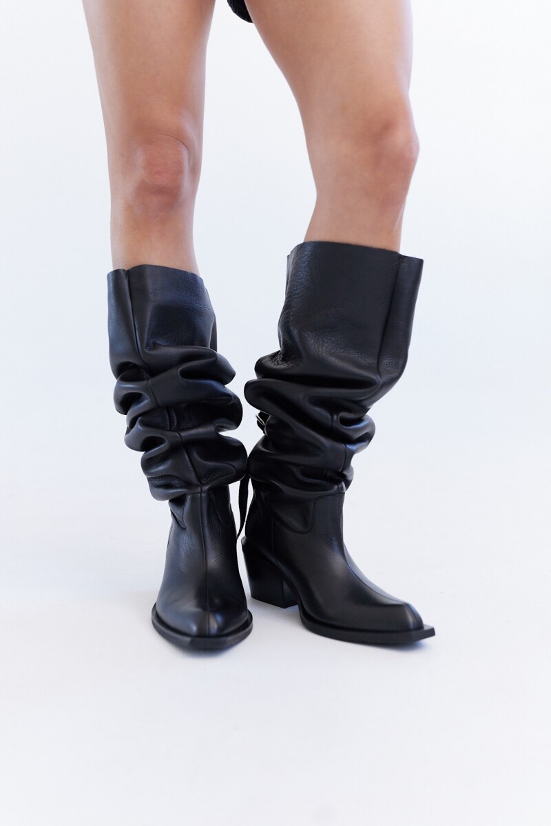 Bota Daka Negro