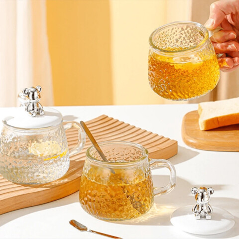Taza de vidrio c/tapa osito y cucharita 350ml(OW1001) Taza De Vidrio C/tapa Osito Y Cucharita 350ml(ow1001)