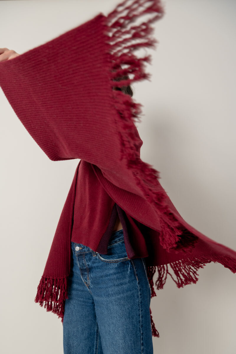 Ruana esteña Bordeaux