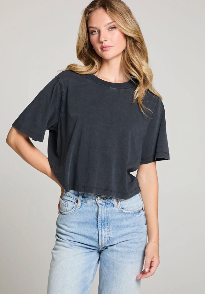 CAMISETA OVER 