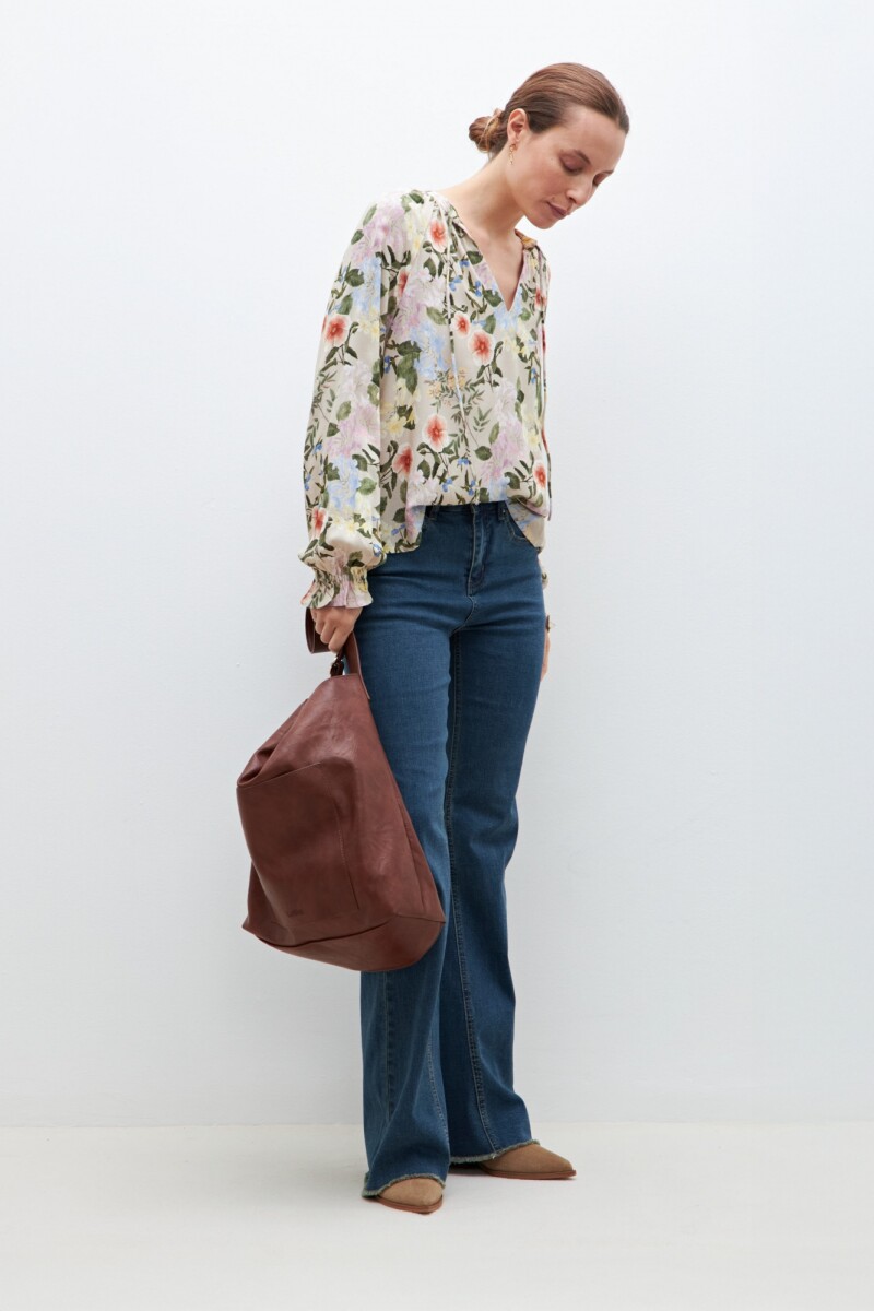 Blusa estampa floral - multicolor 