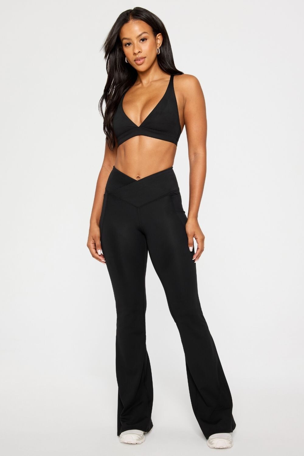 Pantalón Oasis High-Waisted Crossover Flare Mujer Black