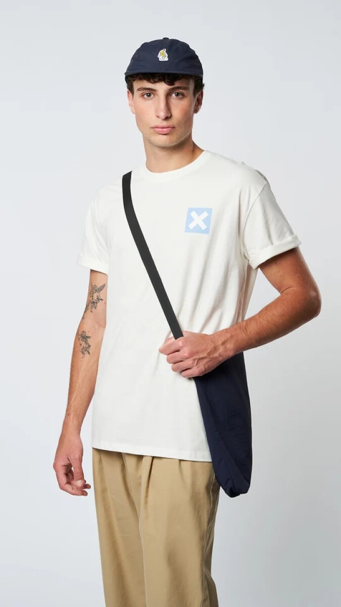 BLACK NATURE TEE 