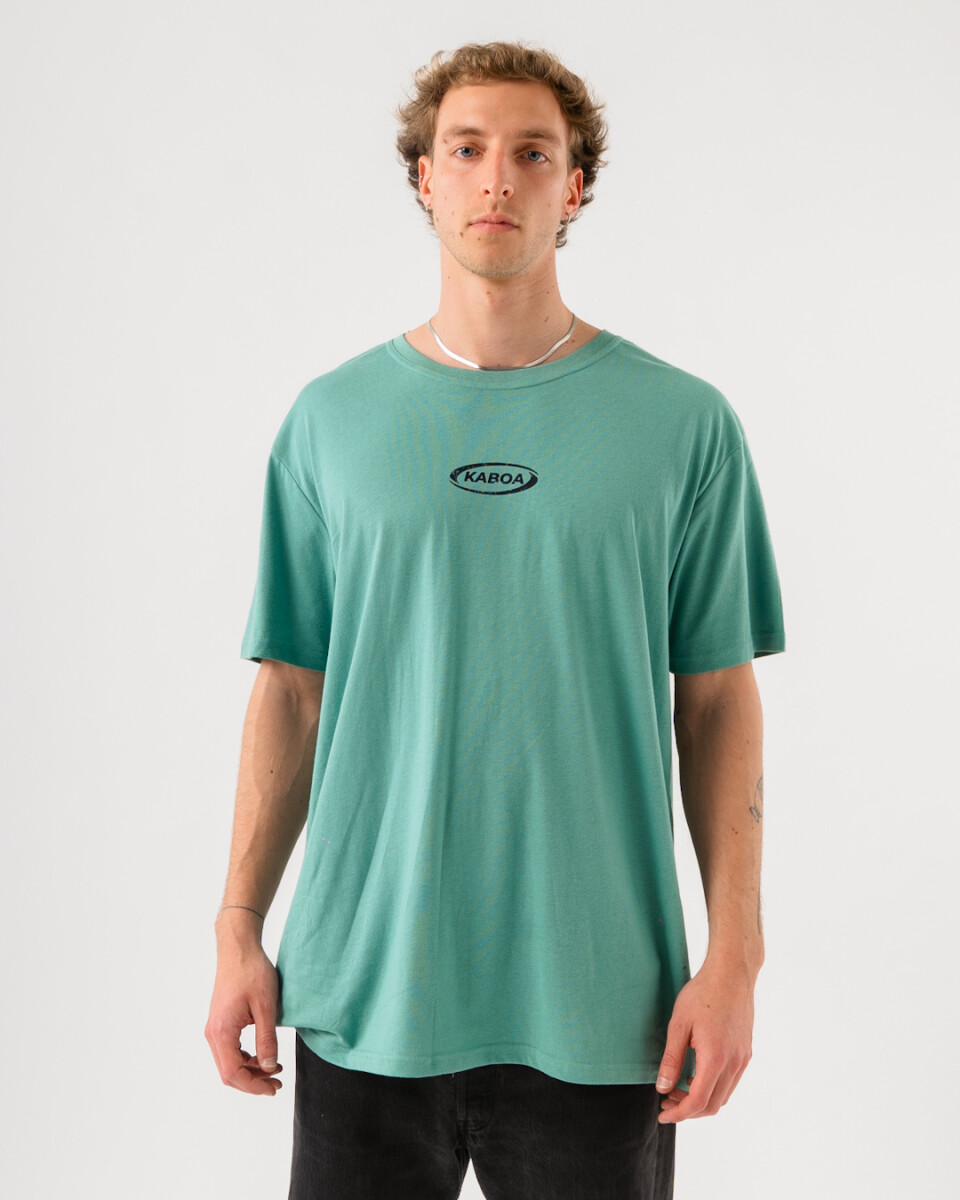 REMERA VERDE LOGO METAL 