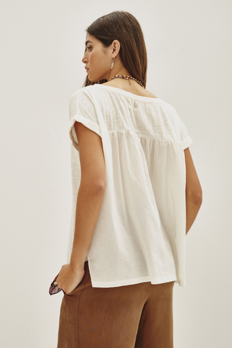 Remera Ambar Crudo