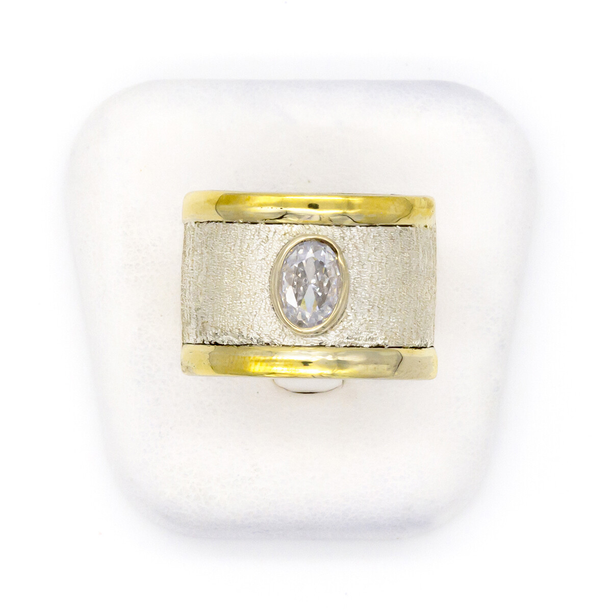 Anillo de plata 925, double en oro 18 ktes y circonias. 