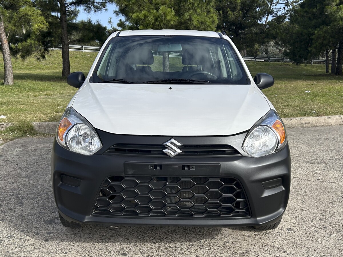 Suzuki Alto STD 800 2022| Permuta / Financia Suzuki Alto STD 800 2022| Permuta / Financia