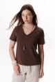 REMERA V DOBLE MARRON