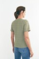 Blusa escote V con botones verde oliva