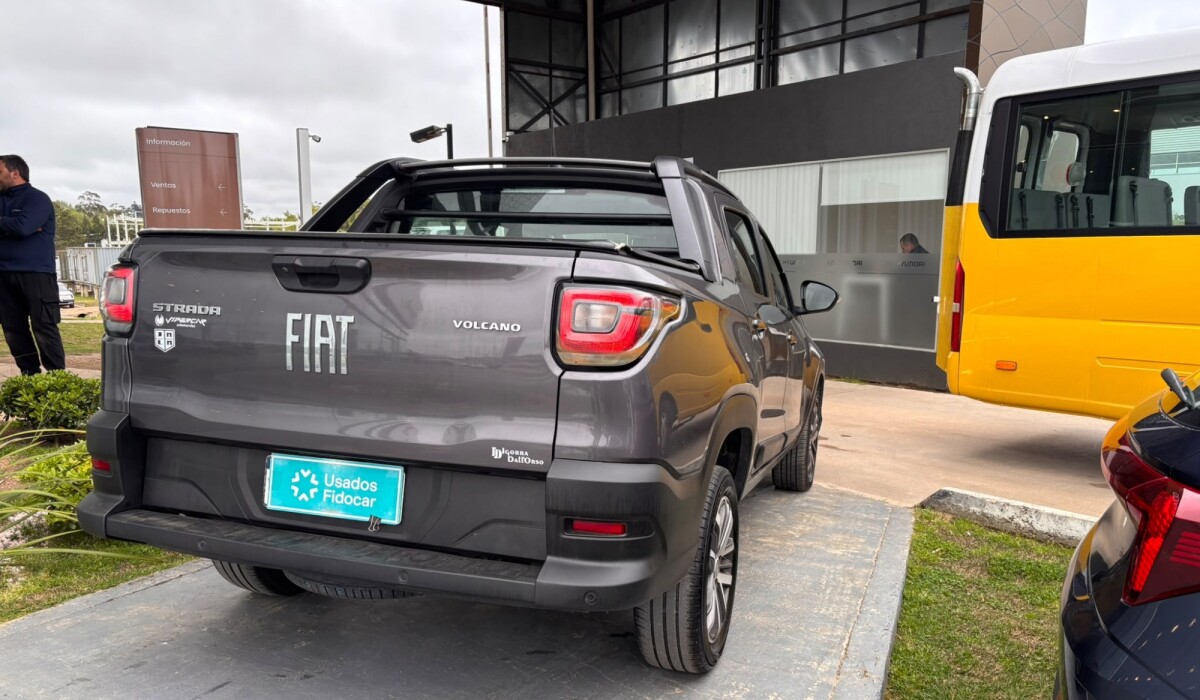 Fiat Strada Volcano - 2022 Fiat Strada Volcano - 2022