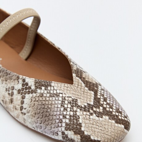 BALERINA HOOK Animal Print