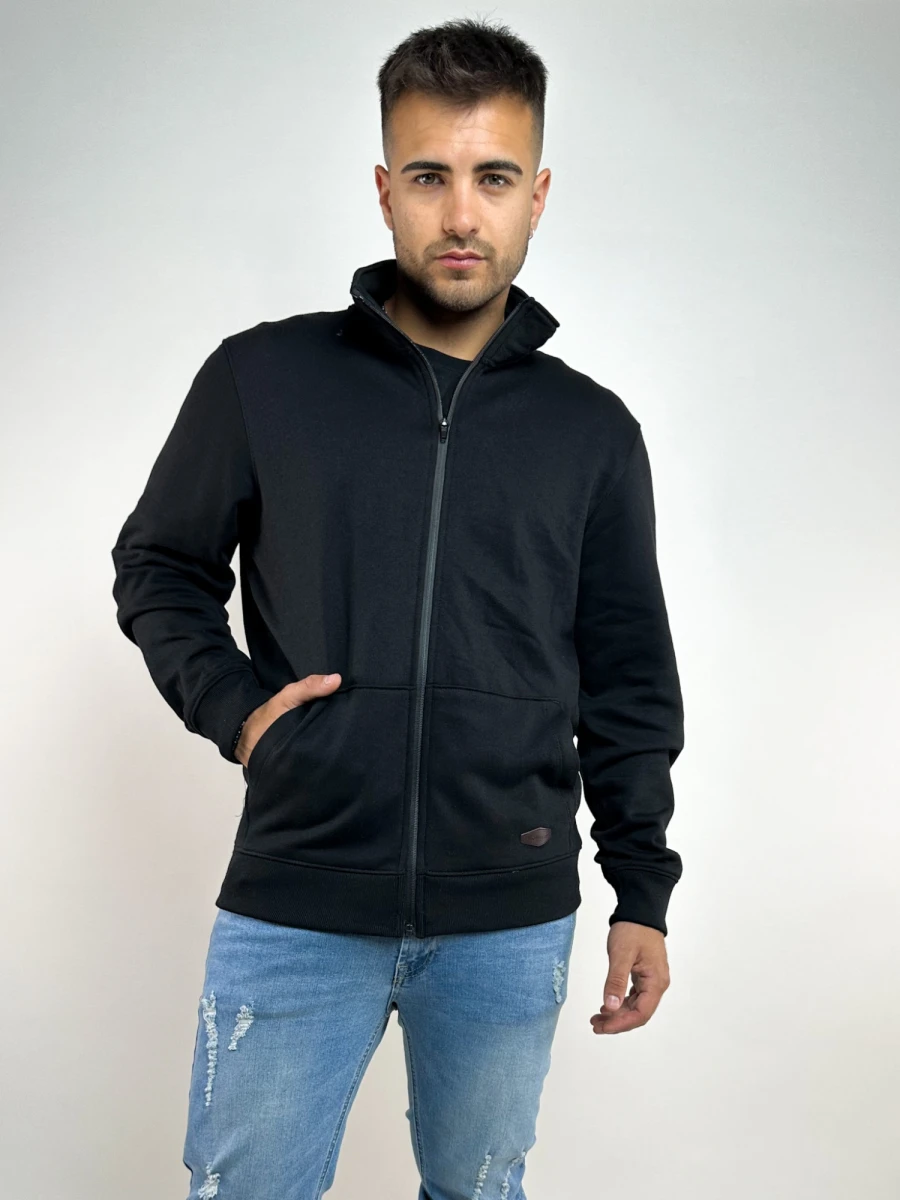 Campera sin capucha Yeyo - Negro 