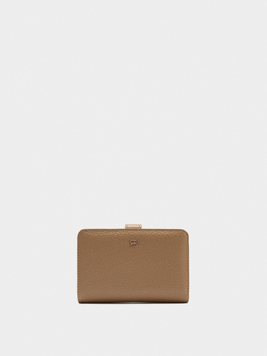 Cartera Con Textura camel