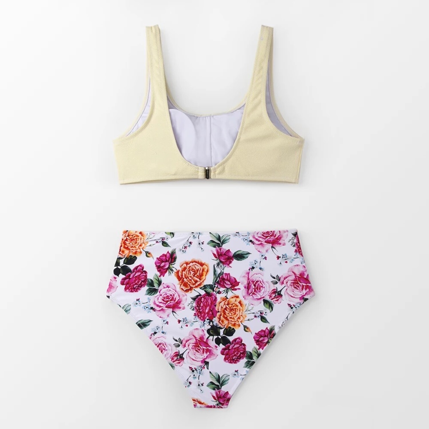 Bikini INDIA — Avril Tendencias