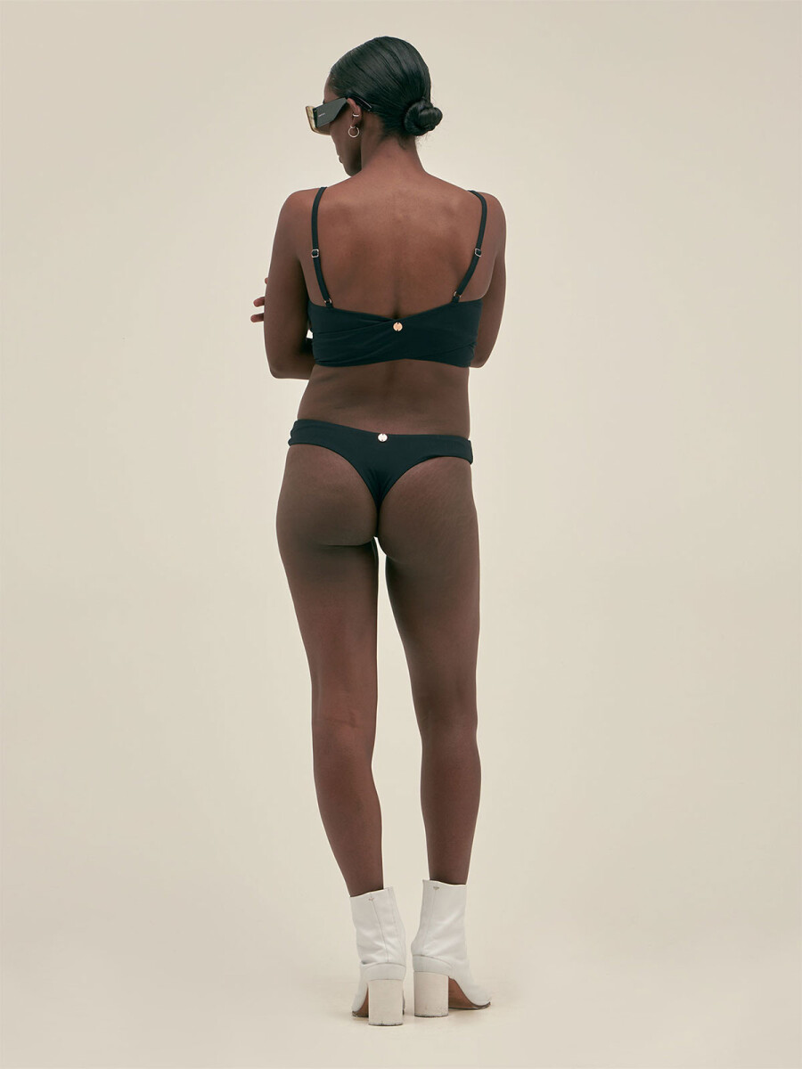 BRAZILIAN BOTTOM 