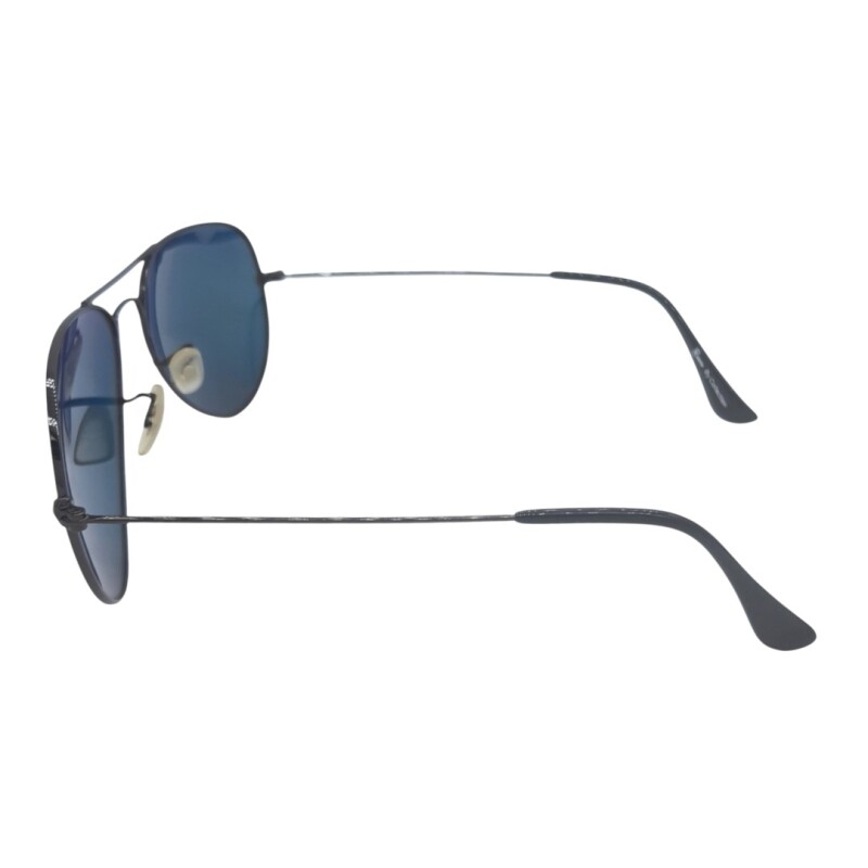 MS005220 negrouniforme