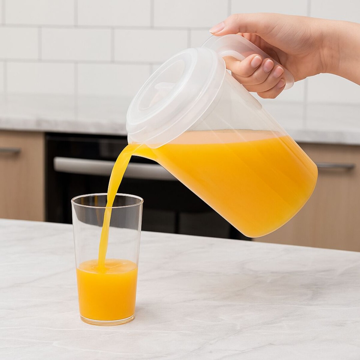 JARRA 1,8 LTS TRANSPARENTE CON TAPA 