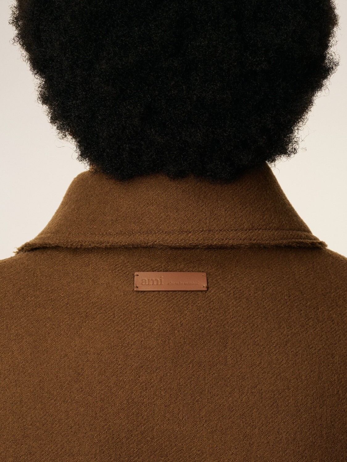 AMI PARIS - Campera Abotonada de Lana Alta Automática