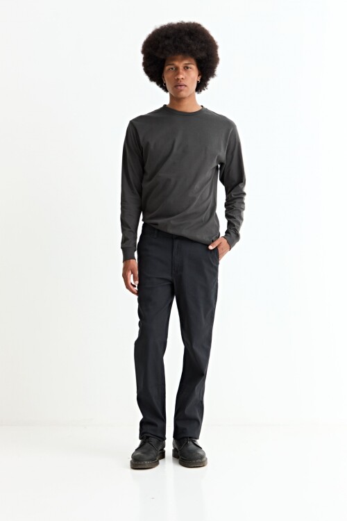 Pantalón recto NEGRO