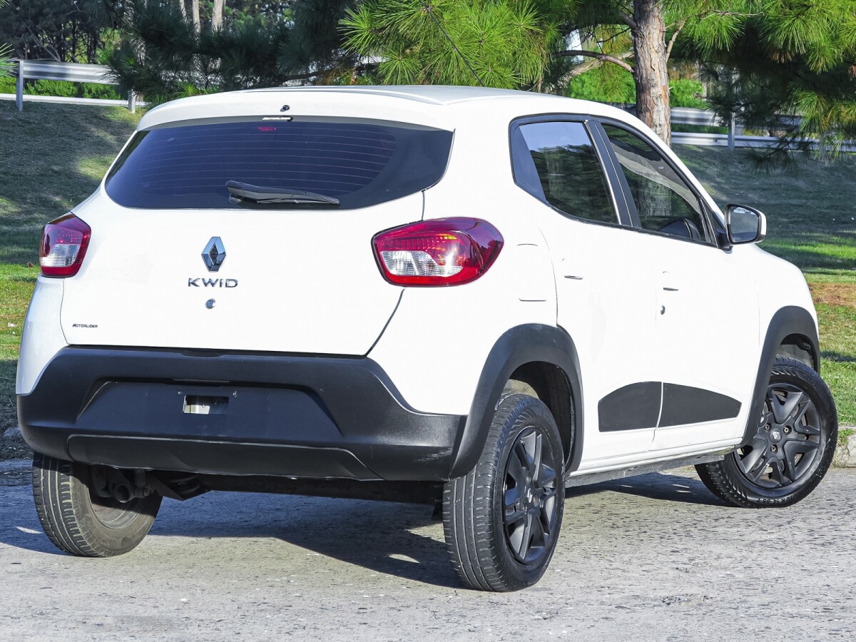 Renault Kwid Intense EXCELENTE ESTADO! | Permuta / Financia Renault Kwid Intense EXCELENTE ESTADO! | Permuta / Financia