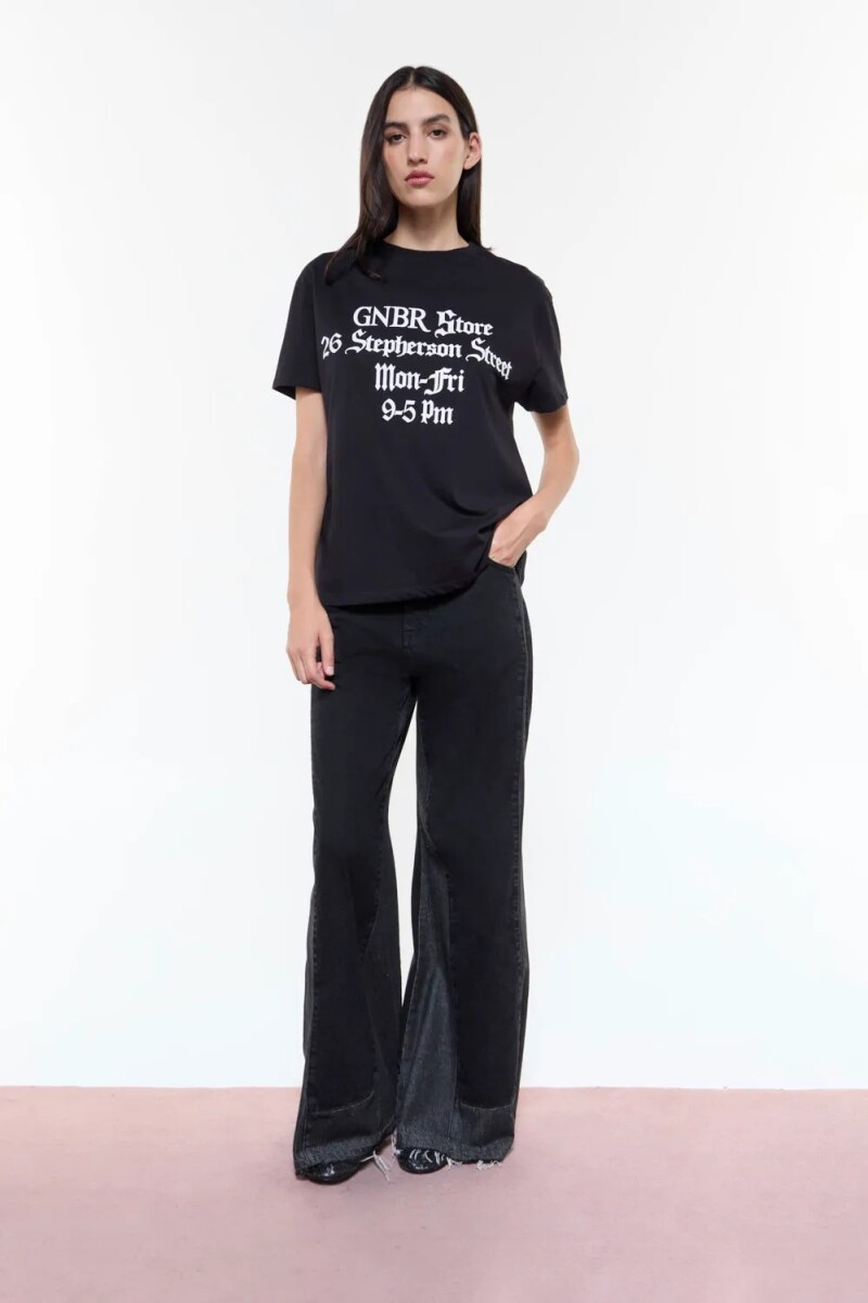 REMERA HARRY Negro