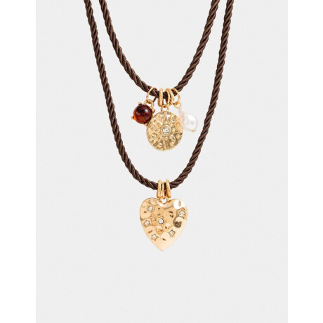 Collar Multilayer Con Corazón Dorado