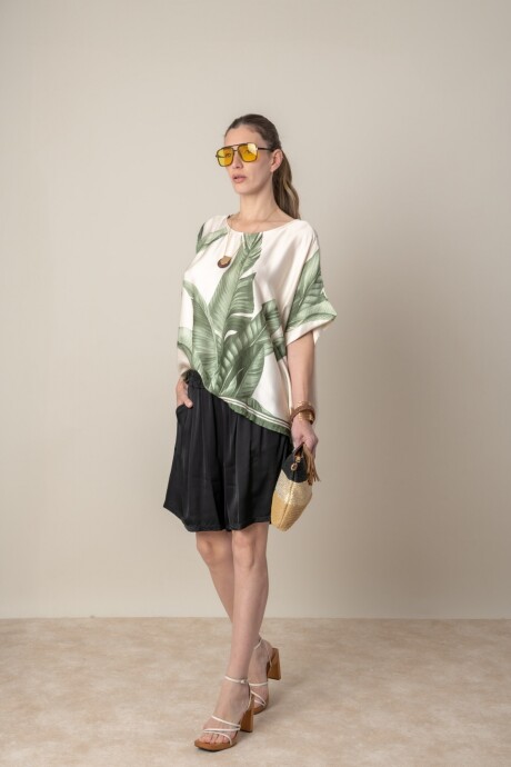 SHORT AURA Negro