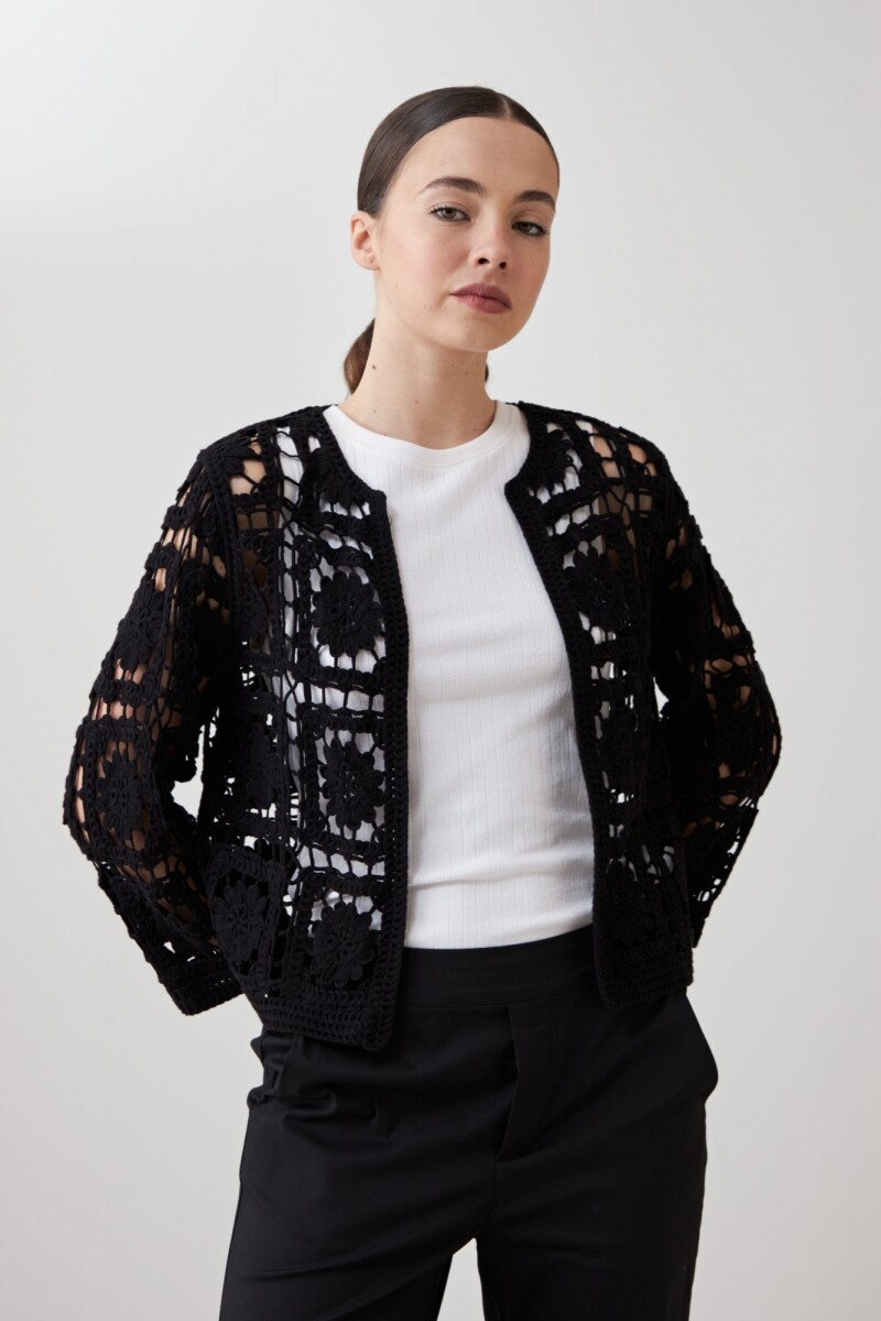 Chaqueta tejida crochet negro