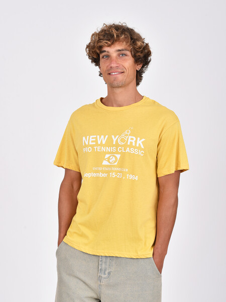 REMERA CLUB MOSTAZA